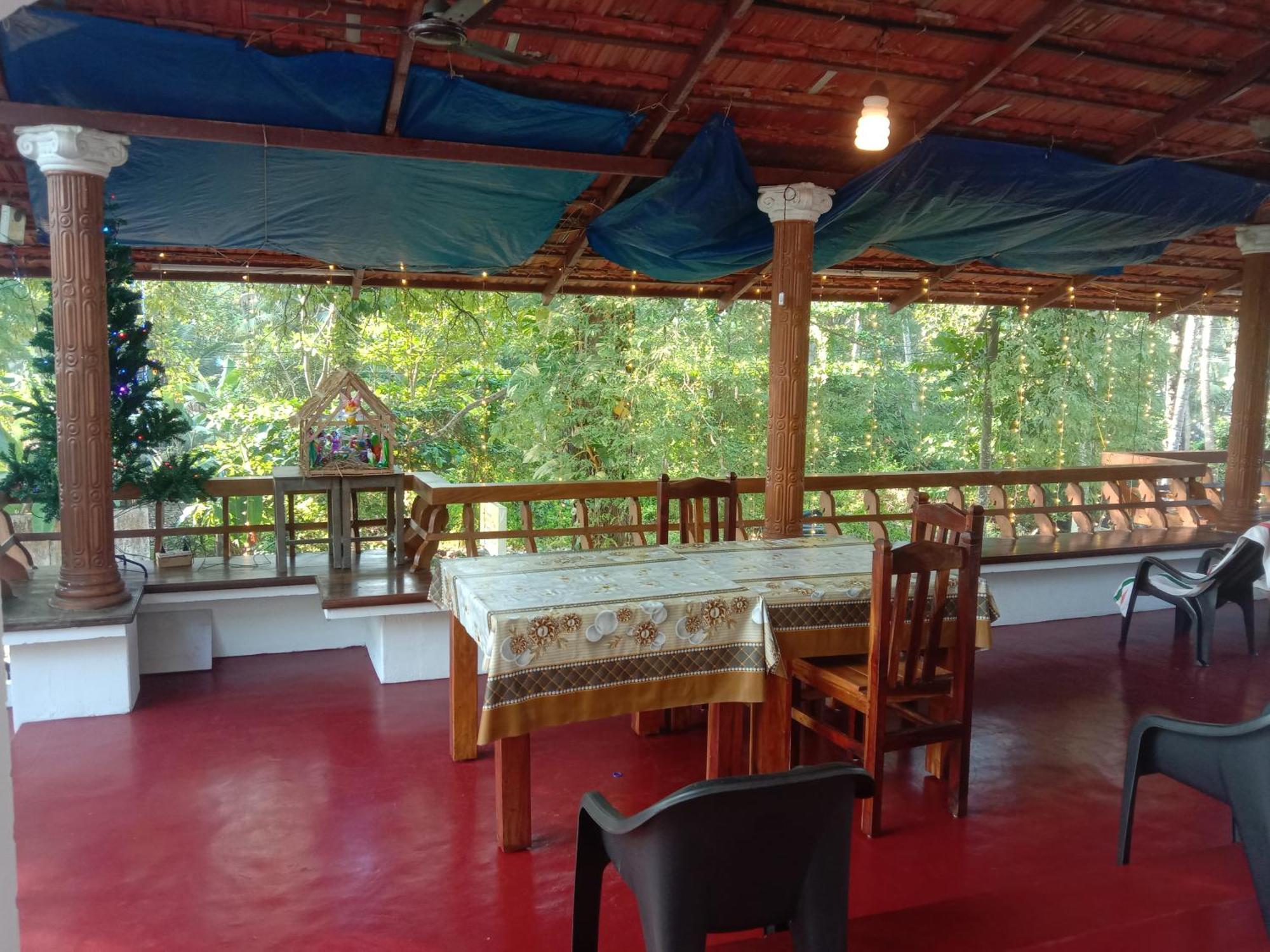 'Marari Johns Homestay' Mararikulam, Alappuzha 外观 照片
